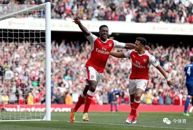  阿森纳终结曼城三十场主场不败神话  